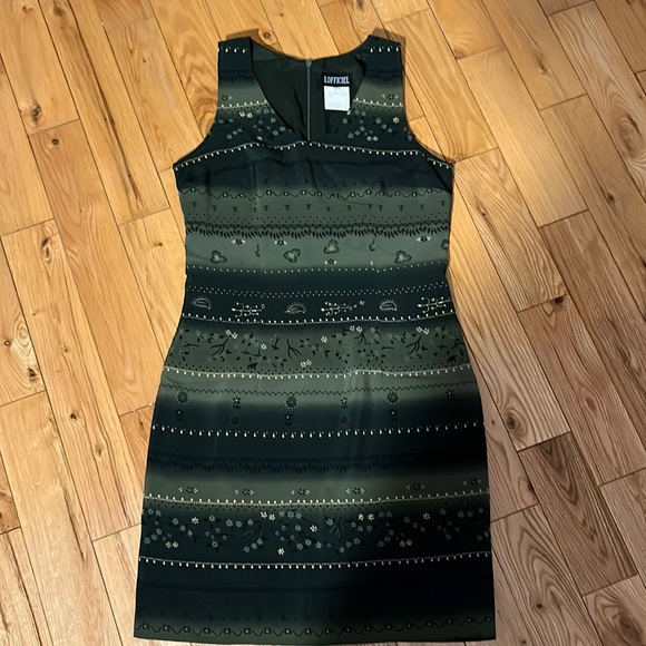 🇨🇦L"Officiel Dress Made in Canada - Picture 1 of 9